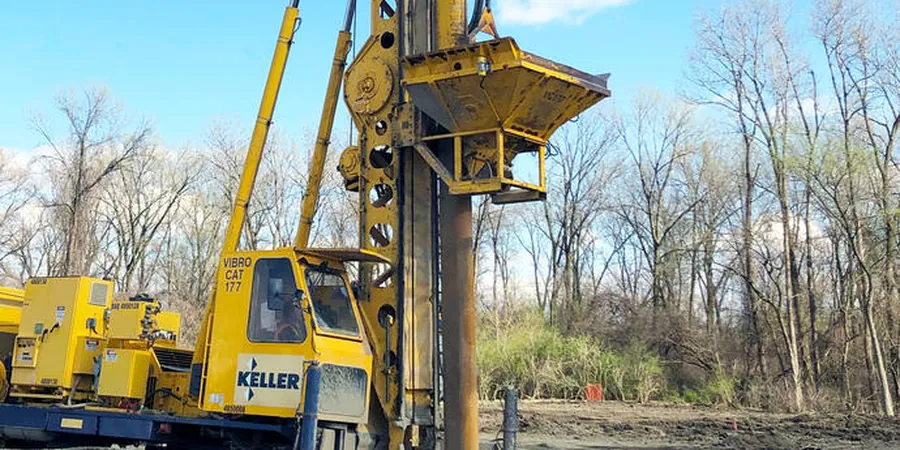 Diseño de Vibrocompactación en Concepción: Densificación Controlada para Suelos Granulares
